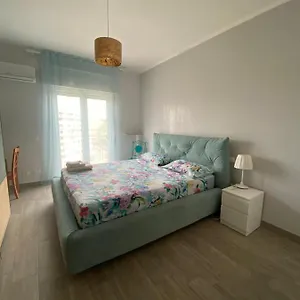 Bed & Breakfast Tres Joli, Roma