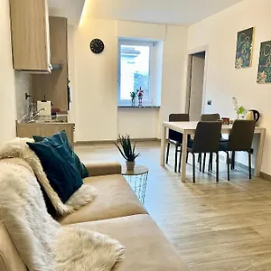 Time To Escape Apartment Tirano