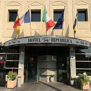 *** Отель Hr Италия